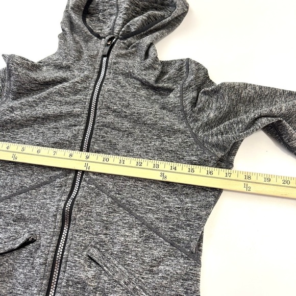 Brooks Women’s XS Activewear Utopia Thermal lII Zip Up Hoodie Heathered Grey EUC - Picture 11 of 15
